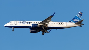 Photo of N373JB - Embraer ERJ-190AR operated by jetBlue Airways