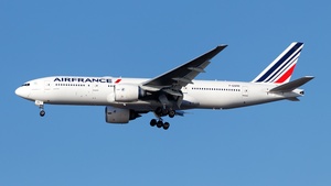 Photo of Boeing 777-228(ER) - New York City