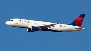 Photo of N358NW - Airbus A320-212 operated by Delta Air Lines