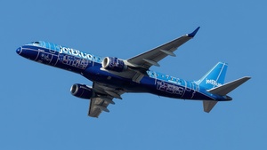 Photo of N304JB - Embraer ERJ-190AR operated by jetBlue Airways