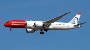 Photo of G-CKWC - Boeing 787-9 Dreamliner operated by Norwegian Air UK