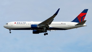 Photo of N178DZ - Boeing 767-332(ER) operated by Delta Air Lines