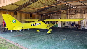 Photo of I-5985 - Eurofly Flash operated by Private
