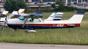 Photo of I-AINA - Cessna 172N Skyhawk II operated by Private