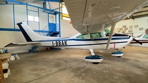 Photo of I-BBAK - Cessna 182R Skylane II operated by Private