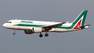 Photo of EI-DTB - Airbus A320-216 operated by Alitalia