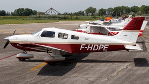 Photo of F-HDPE - Piper PA-28-181 Archer III operated by Aéroclub Paris-Est
