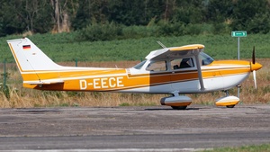 Photo of D-EECE - Reims-Cessna FR172J Reims Rocket operated by Private