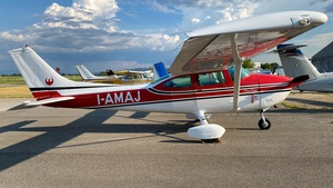 Photo of I-AMAJ - Cessna 182P Skylane operated by Private