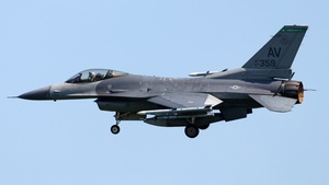 Photo of 87-0359 - General Dynamics F-16CM Fighting Falcon operated by US Air Force