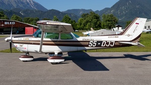 S5-DJJ - Cessna 172N Skyhawk II