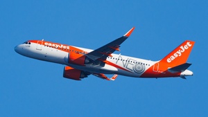 G-UZLV