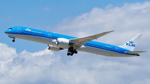 PH-BKI
