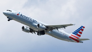 Photo of N170US - Airbus A321-211 operated by American Airlines