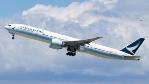 Photo of B-HNR - Boeing 777-367(ER) operated by Cathay Pacific Airways