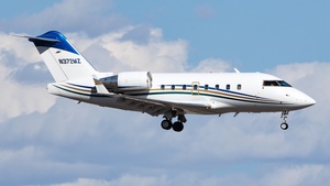 Photo of N372MZ - Bombardier Challenger 604 operated by Ventura Air Services