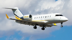 Photo of N484JM - Bombardier Challenger 605 operated by IAS Services
