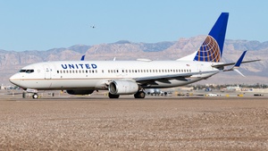 Photo of N37255 - Boeing 737-824 operated by United Airlines