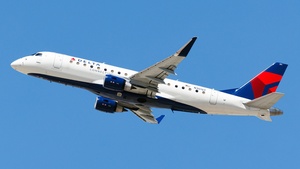 Photo of N301SY - Embraer ERJ-175LL operated by Delta Connection (opb SkyWest Airlines)