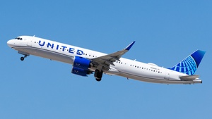 Photo of N44501 - Airbus A321-271NX operated by United Airlines