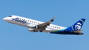 Photo of N643QX - Embraer ERJ-175LR operated by Alaska Airlines (opb Horizon Air)