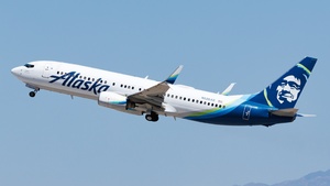 Photo of N526AS - Boeing 737-890 operated by Alaska Airlines