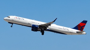 Photo of N371DN - Airbus A321-211 operated by Delta Air Lines