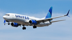 Photo of N13248 - Boeing 737-824 operated by United Airlines