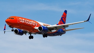 Photo of N842SY - Boeing 737-8K5 operated by Sun Country Airlines