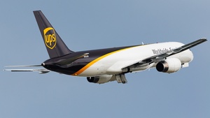 Photo of N456UP - Boeing 757-24APF operated by UPS United Parcel Service