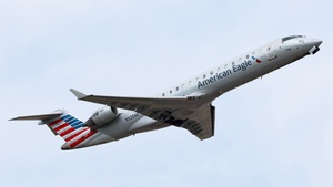 Photo of N525AE - Bombardier CRJ-702ER operated by American Eagle (opb PSA Airlines)