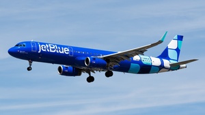 Photo of N986JB - Airbus A321-231 operated by jetBlue Airways