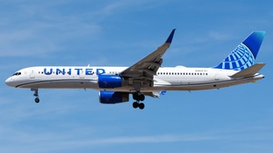 Photo of N29129 - Boeing 757-224 operated by United Airlines