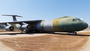 Photo of 65-0257 - Lockheed C-141B Starlifter operated by US Air Force