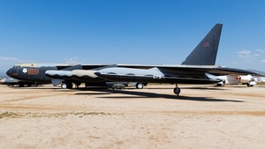 Photo of 55-0679 - Boeing GB-52D Stratofortress operated by US Air Force
