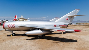 Photo of 1605 - PZL-Mielec Lim-5 Fresco-C [MiG 17] operated by Soviet Air Forces