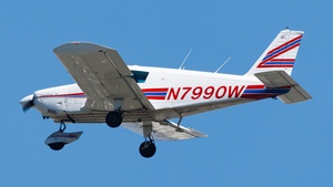 Photo of N7990W - Piper PA-28-180 Cherokee C operated by Foothill Flying Club