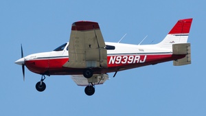 Photo of N939RJ - Piper PA-28-181 Archer III operated by Universal Aviators Academy
