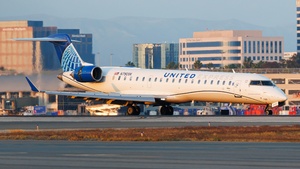 Photo of N790SK - Bombardier CRJ-701ER operated by United Express (opb SkyWest Airlines)