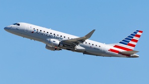 Photo of N501SY - Embraer ERJ-175LR operated by American Eagle (opb SkyWest Airlines)