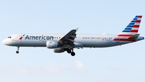 Photo of N156UW - Airbus A321-211 operated by American Airlines
