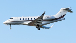Photo of N731QS - Bombardier Challenger 350 operated by NetJets