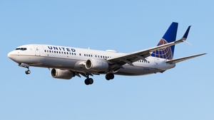 Photo of N76254 - Boeing 737-824 operated by United Airlines