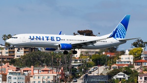 Photo of N37437 - Boeing 737-924(ER) operated by United Airlines