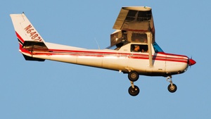 Photo of N6482M - Cessna 152 II operated by Private