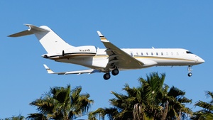 Photo of N123AB - Bombardier Global Express XRS operated by Private