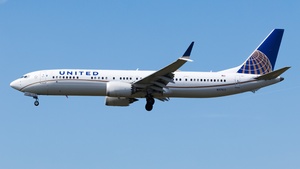 Photo of N37513 - Boeing 737 MAX 9 operated by United Airlines