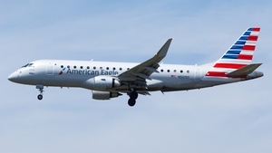 Photo of N501SY - Embraer ERJ-175LR operated by American Eagle (opb SkyWest Airlines)