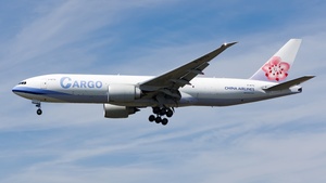 Photo of B-18772 - Boeing 777-F operated by China Airlines Cargo