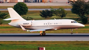 Photo of N688CP - Dassault Falcon 2000EX operated by Private